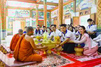 សង្ក្រាន្ត ធនាគារ អេស ប៊ី អាយ លី ហួរ៖ អបអរសាទរពិធីបុណ្យចូលឆ្នាំថ្មីប្រពៃណីជាតិខ្មែរ!